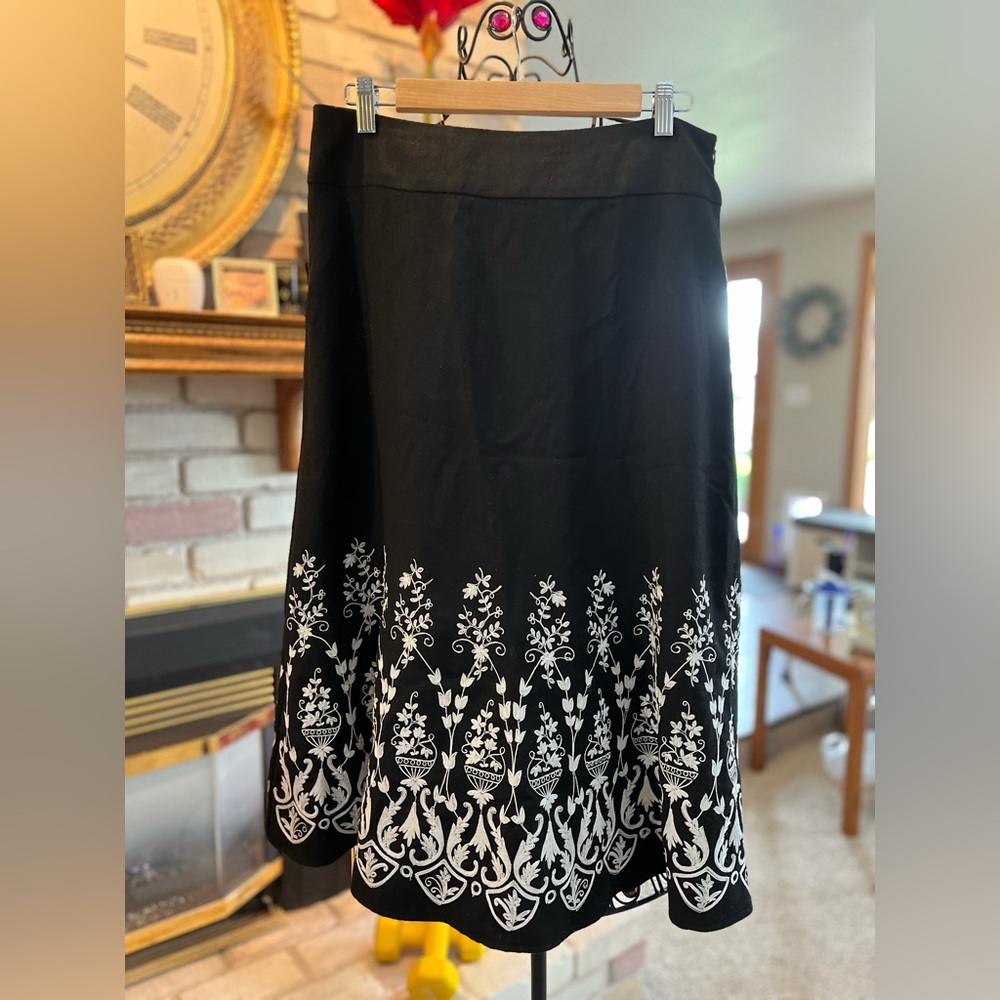 David Brooks Embroidered Skirt Size 10